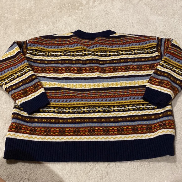 shein cropped sleeve sweater! - Picture 2 of 3